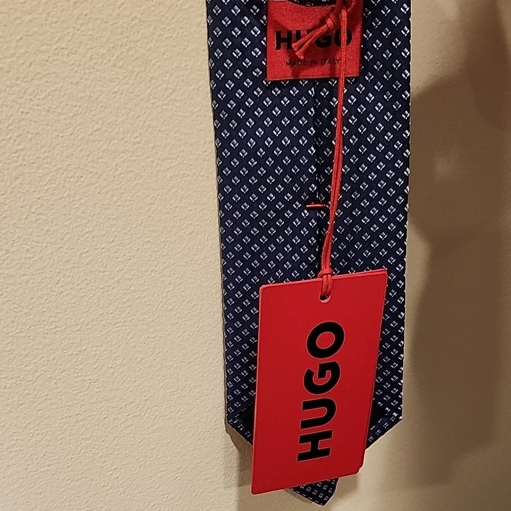 HUGO Dark Blue Patterned Tie
